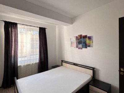 Apartament de 2 camere situat în zona TROCADERO