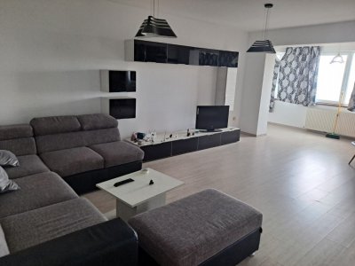 Apartament 2 camere , termen lung, situat in zona FALEZA NORD