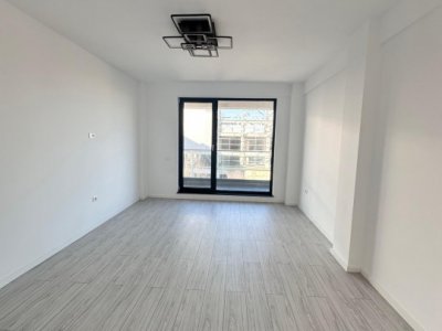 Apartament cu 3 camere decomandate  în zona TOMIS NORD - VIVO, bloc 2022