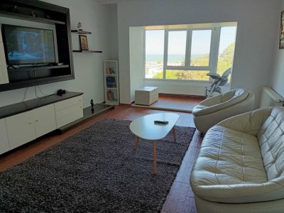 Apartament 3 camere situat in zona FALEZA NORD