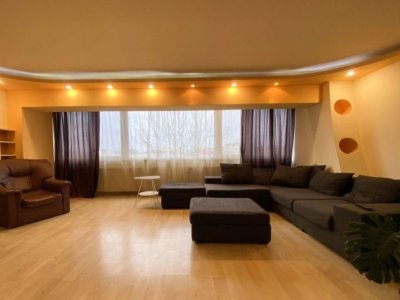 Apartament situat in zona DACIA