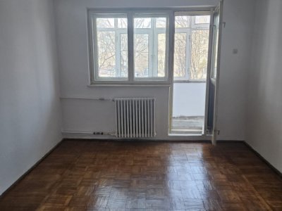 Apartament 3 camere situat in zona DACIA