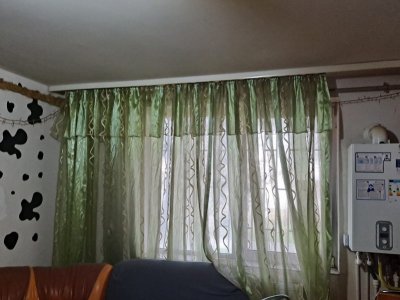 Apartament 2 camere transformat in 3 camere situat in zona Abator