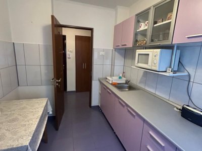 Apartament 3 camere situat in zona DACIA