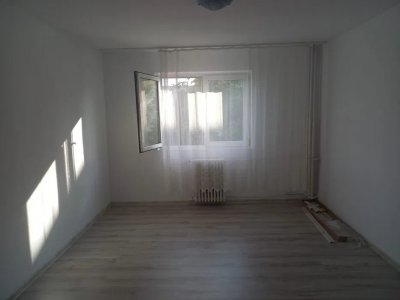 Garsonieră situată in zona CET