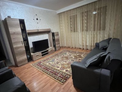Apartament 3 camere situat in zona Tomis III -ROVERE