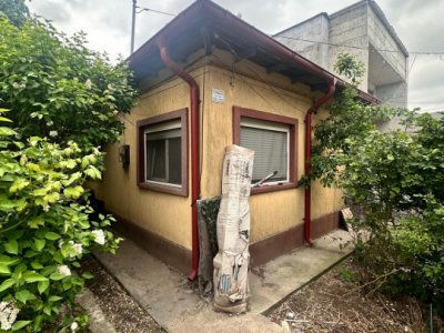 Casă situată în zona Coiciu