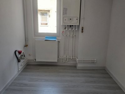Apartament 3 camere zona KM 4-5