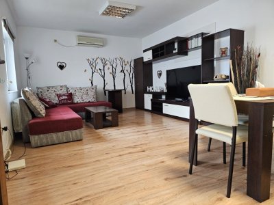 Casa 3 camere situată in zona Stadion