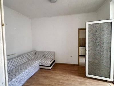 Proprietate 2 corpuri situată in zona Tomis I