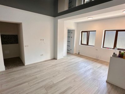Casa 3 camere situata in zona Palazu Mare