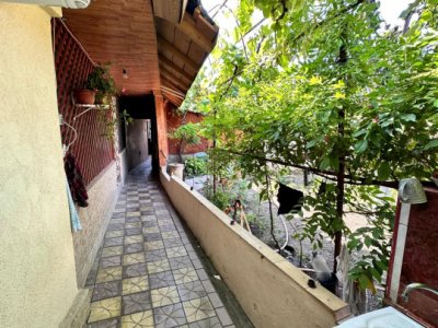 Casă spațioasă în Ovidiu