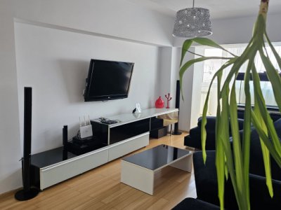 Apartament 4 camere zona Trocadero