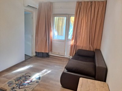 Garsonieră situată in zona Trocadero