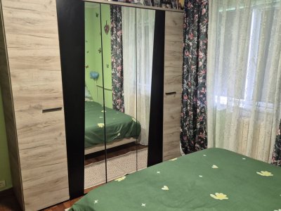 Apartament 2 camere situat în zona Dacia