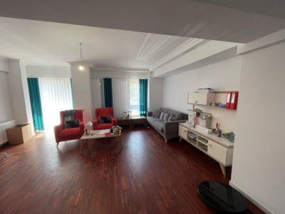 Apartament 2 camere zona City Park Mall bloc nou