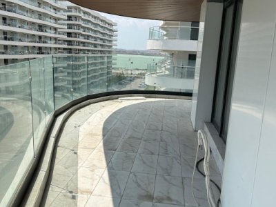 Priveliște dublă, stil de viață unic – 3 camere de lux în Mamaia Nord