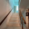 Povestea unei case la doar 200 m de valuri, cu piscină și terasă panoramică thumb 17