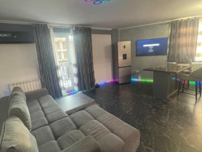 Apartament 2 camere  - zona Elvila 
