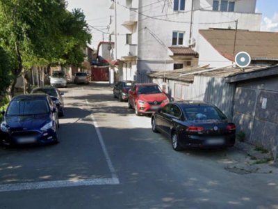 Casă demolabilă sau renovabilă de vânzare în Coiciu - Academia Navala!