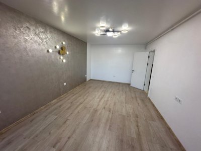 Apartament 2 camere, decomandat, renovat complet, zona Casa de Cultură