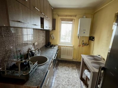 Apartament 2 camere de vanzare zona Bratianu, Constanta