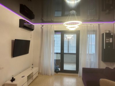 Apartament modern cu 2 camere de inchiriat, Mamaia-Sat - vedere catre lac!