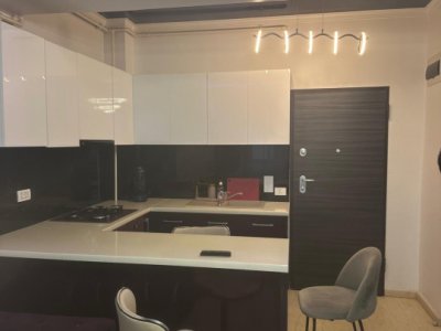 Apartament modern cu 2 camere de inchiriat, Mamaia-Sat - vedere catre lac!