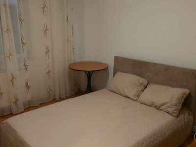 Apartament 3 camere de inchiriat, in zona Tomis Nord - Constanta