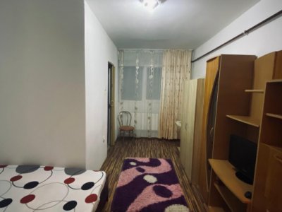 Garsonieră de închiriat pe termen lung – zona CET, Constanta