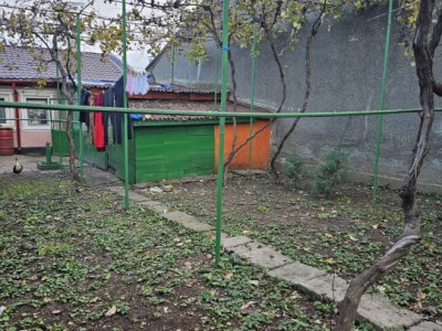 Casa 4 camere de vanzare, zona Bratianu-Constanta