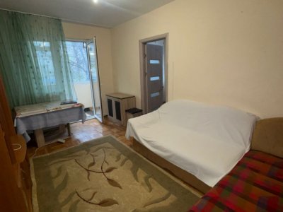 Apartament 3 camere de vanzare, situat in zona Tomis Nord, Constanta