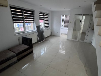 Apartament 2 camere, compartimentare pe doua niveluri, in zona Casa de Cultura