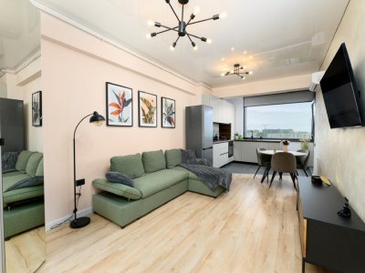 Apartament 2 camere, vedere catre mare, in zona Hanul cu Peste - Building Stefan