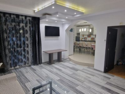 Pensiune cu 10 camere de vanzare, in Mamaia-Sat, zona LIDL