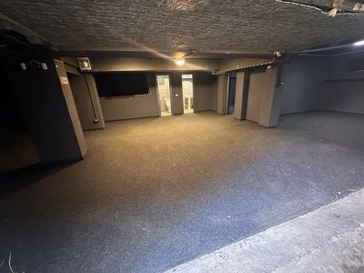 Spațiu de depozitare de închiriat în zona Baba Novac/Primo, rampă acces