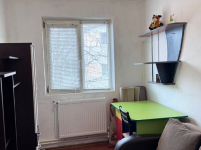 Apartament 3 camere de vanzare, in zona Tomis Nord - Tic Tac