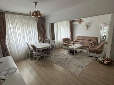 Apartament 4 camere de vânzare INEL 1 - EDEN