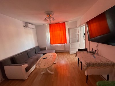 Casa de vanzare, situata in KM 5 - Constanta