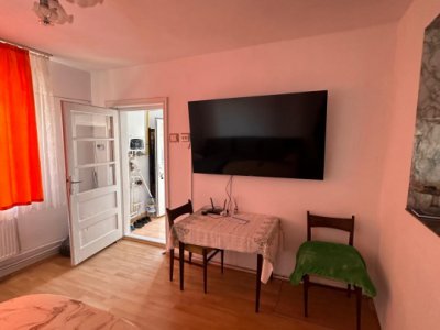 Casa de vanzare, situata in KM 5 - Constanta
