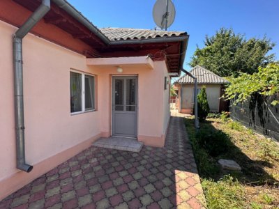 Casă 4 Camere de Vânzare în KM 5 Constanța | Teren 520 mp