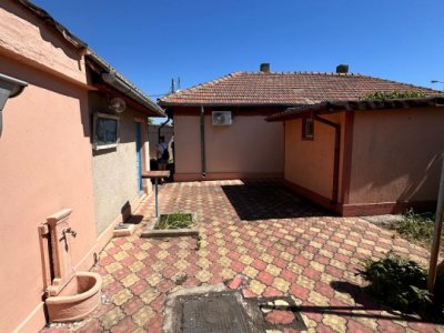 Casă 4 Camere de vânzare în zona  KM 5 - Constanța | Teren 520 mp