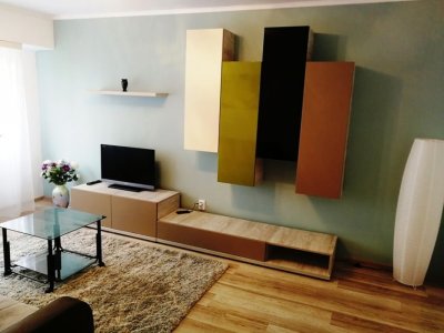 Apartament 2 camere de inchiriat, situat in zona Tomis Nord - Constanta