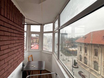 Apartament 3 camere de inchiriat, in zona Centrala -  vedere catre Blvd Mircea