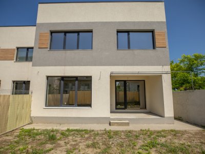 Casă modernă P+1 de vanzare │ Priveliște superbă la lac │ Comision 0%!