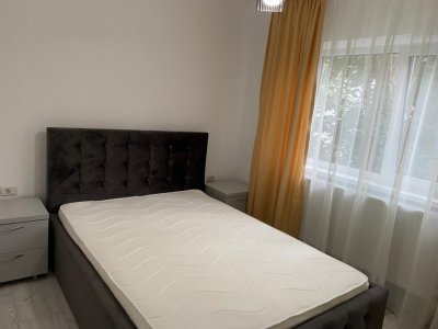 Apartament 2 camere de vanzare, in zona Inel II