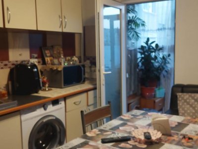 Apartament 2 camere de vanzare, situat in zona Poarta 6