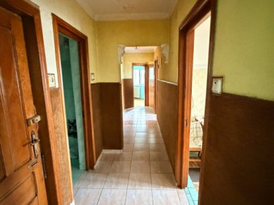Apartament 3 camere, situat in zona Dacia