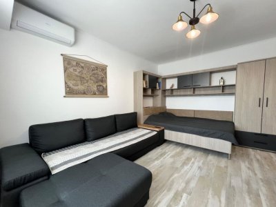 Garsoniera de inchiriat, in zona Casa de Cultura