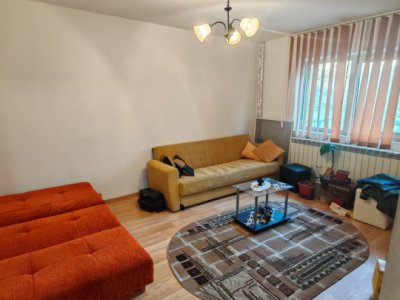 Apartament 3 camere, situat in zona Eden - Inel I